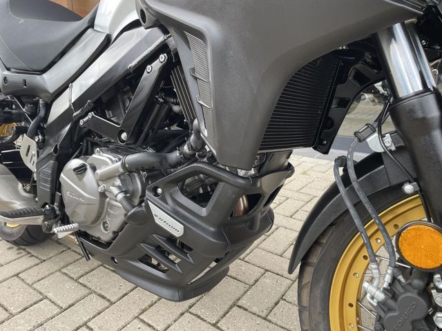 suzuki - v-strom-650-xta