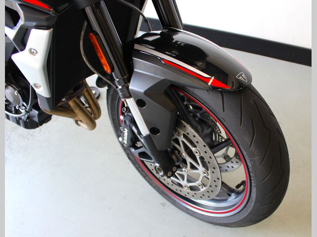 triumph - street-triple-765-r