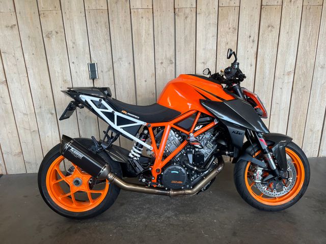 ktm - 1290-super-duke-r