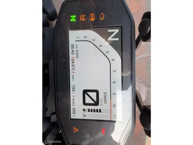 ktm - 790-duke
