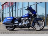 HARLEY-DAVIDSON STREET GLIDE FLHX