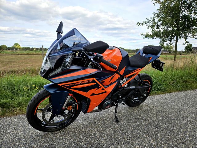 ktm - rc-390