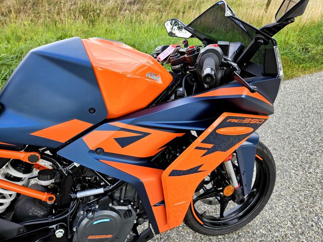 ktm - rc-390