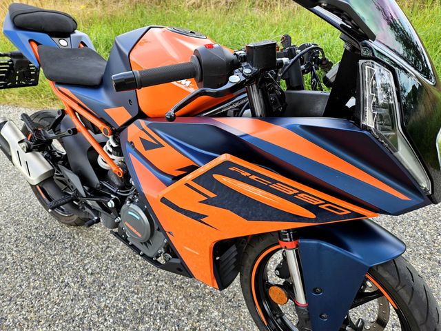 ktm - rc-390