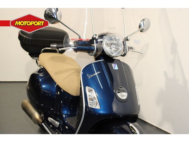 vespa - gts-300