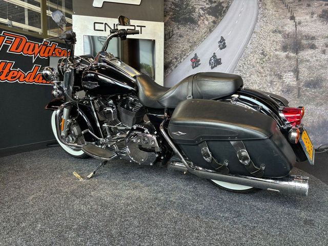harley-davidson - road-king-classic-flhrci