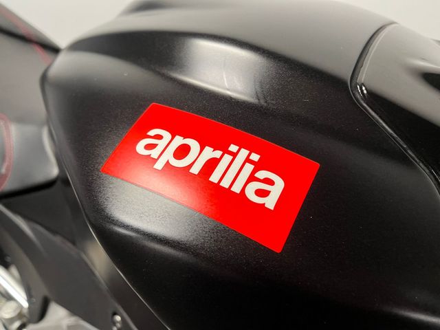 aprilia - tuono-v4-r-aprc