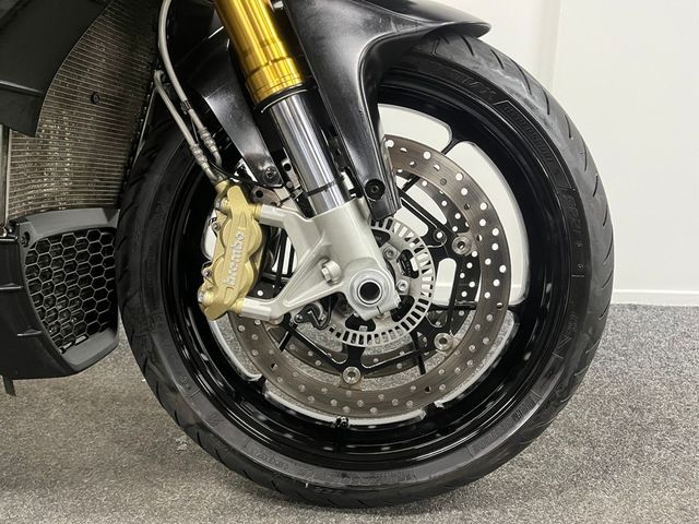 aprilia - tuono-v4-r-aprc