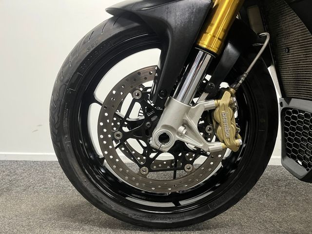 aprilia - tuono-v4-r-aprc