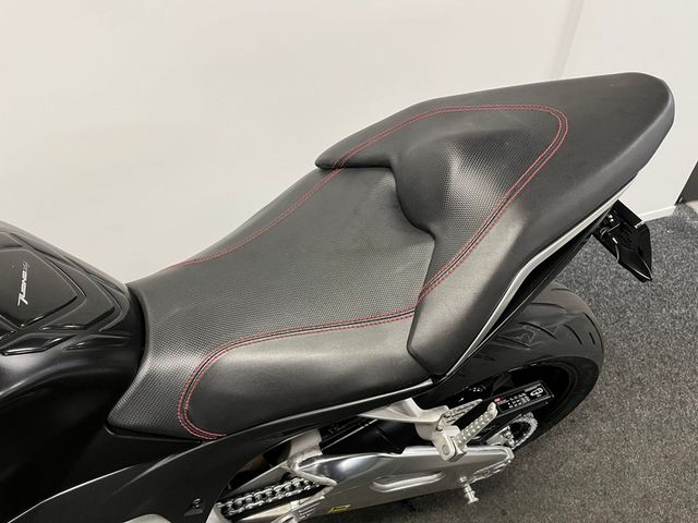 aprilia - tuono-v4-r-aprc