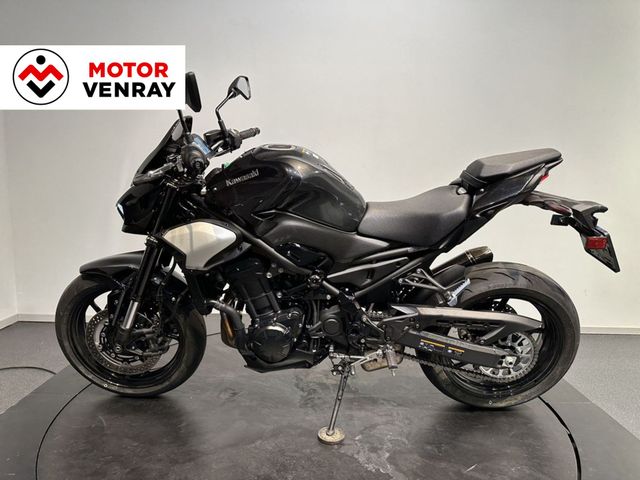 kawasaki - z900