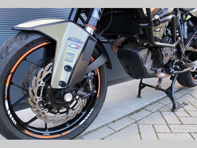 ktm - 1290-super-adventure-s