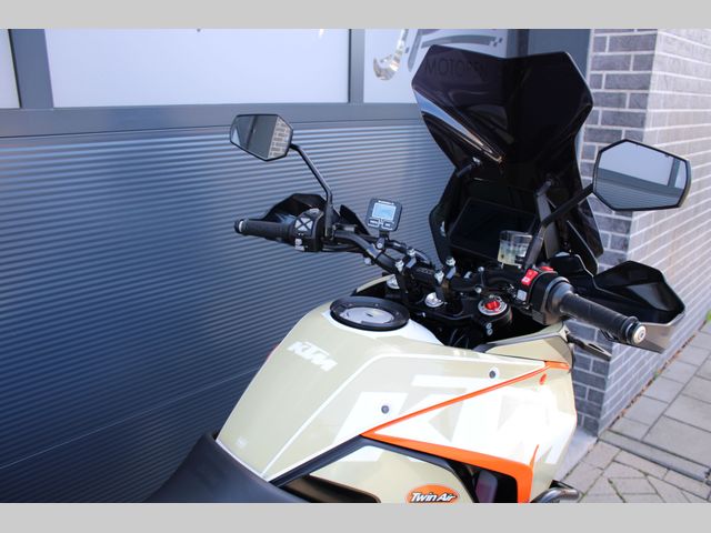 ktm - 1290-super-adventure-s
