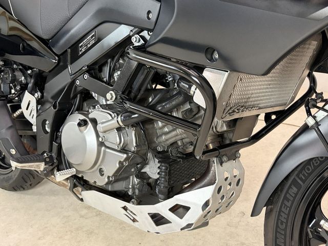 suzuki - v-strom-dl-650-black-rhino