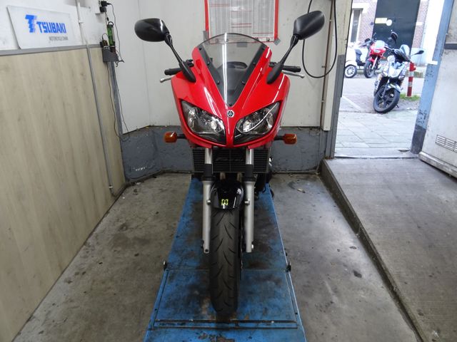 yamaha - fzs-600-fazer