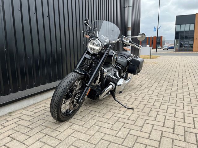 bmw - r-18