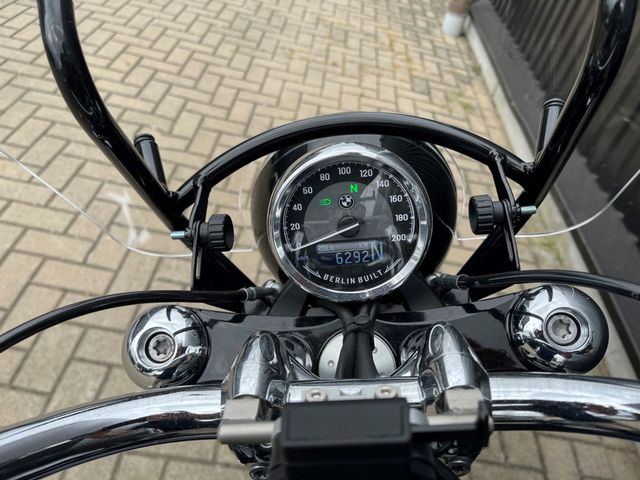 bmw - r-18