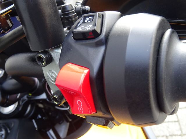 moto-guzzi - stelvio