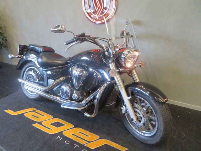 yamaha - xvs-1300-a-midnight-star