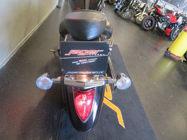 yamaha - xvs-1300-a-midnight-star