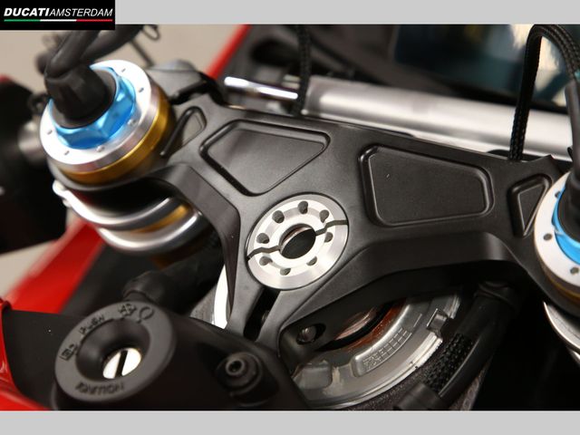 ducati - panigale-v4-s