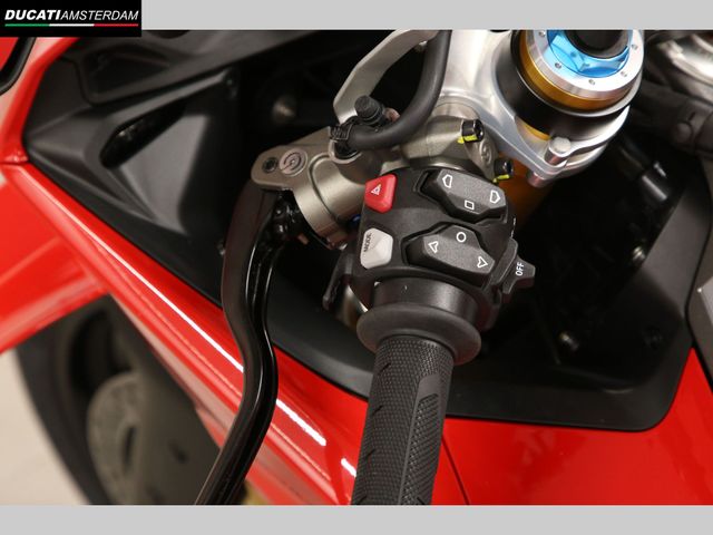 ducati - panigale-v4-s