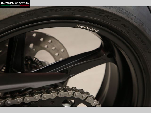 ducati - panigale-v4-s