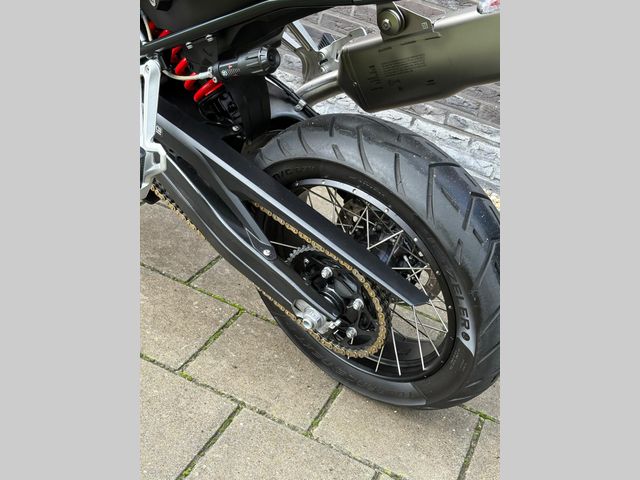 bmw - f-900-gs