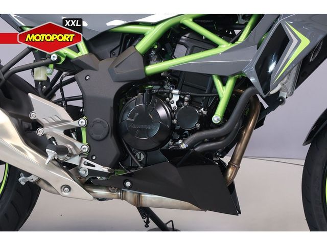 kawasaki - z125
