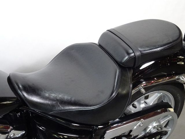 yamaha - xvs-1300-a-midnight-star