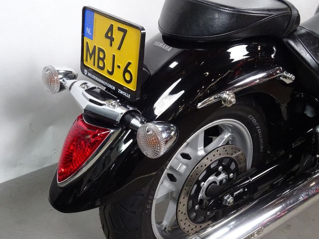 yamaha - xvs-1300-a-midnight-star