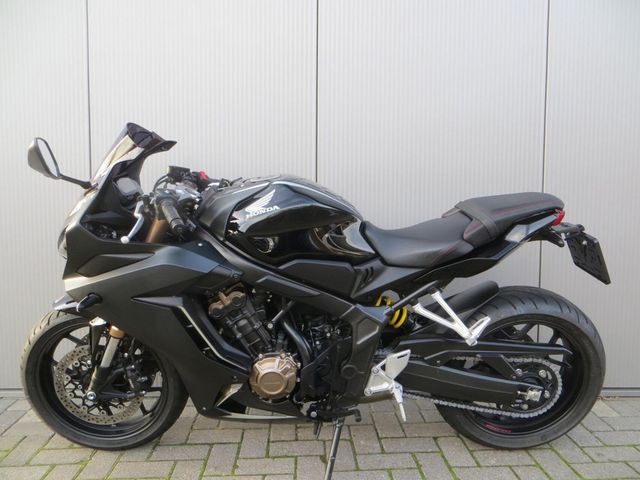 honda - cbr-650-r