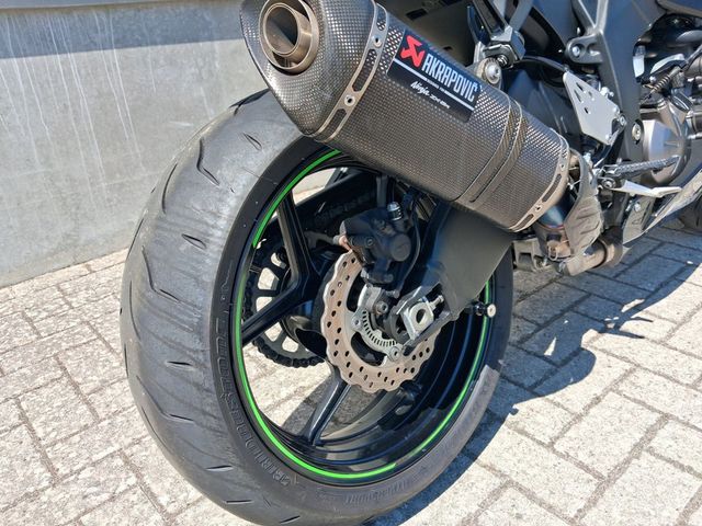 kawasaki - zx-6r-ninja