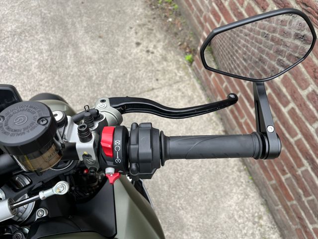 ducati - streetfighter-v2