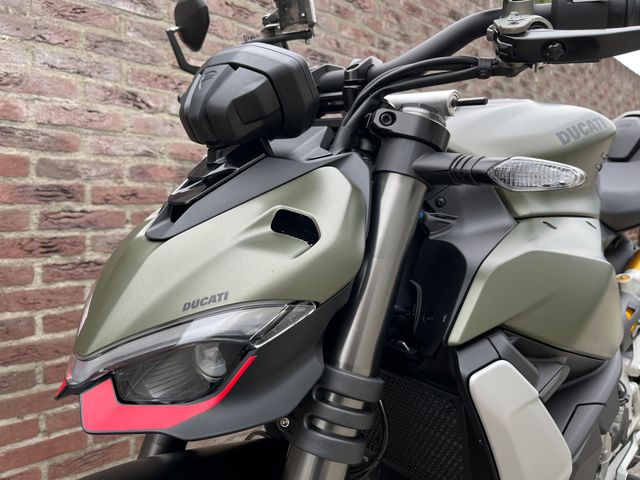 ducati - streetfighter-v2