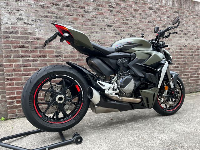ducati - streetfighter-v2