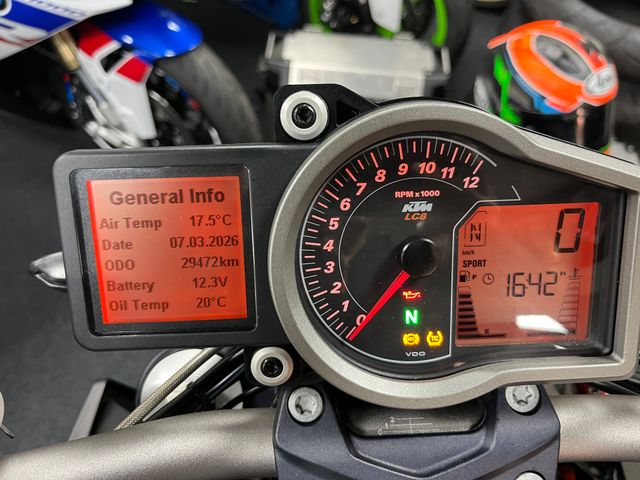 ktm - 1290-super-duke-r