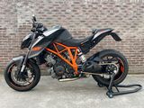 KTM 1290 SUPER DUKE R
