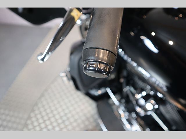 harley-davidson - ultra-limited-114