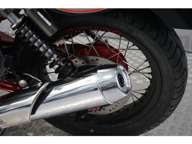 moto-guzzi - v-7-racer