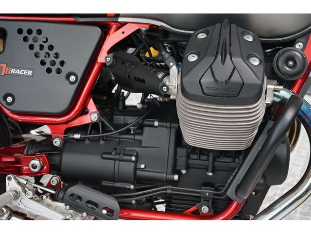 moto-guzzi - v-7-racer