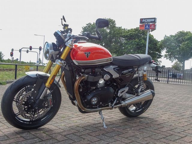 triumph - speed-twin-1200-rs