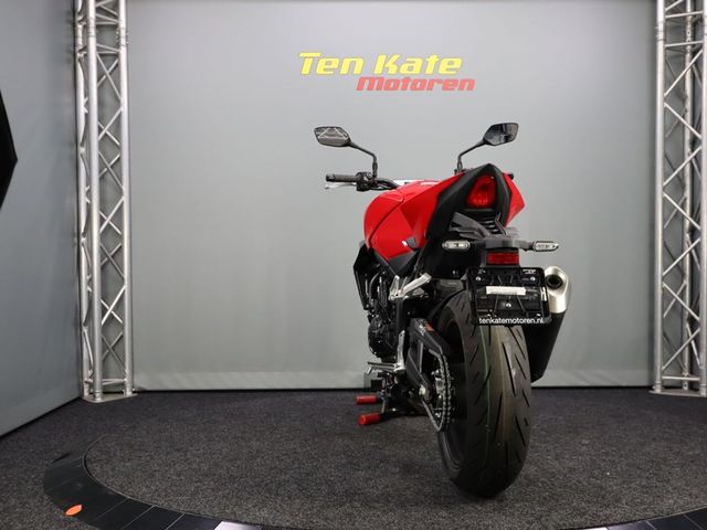 honda - cb-1000-hornet