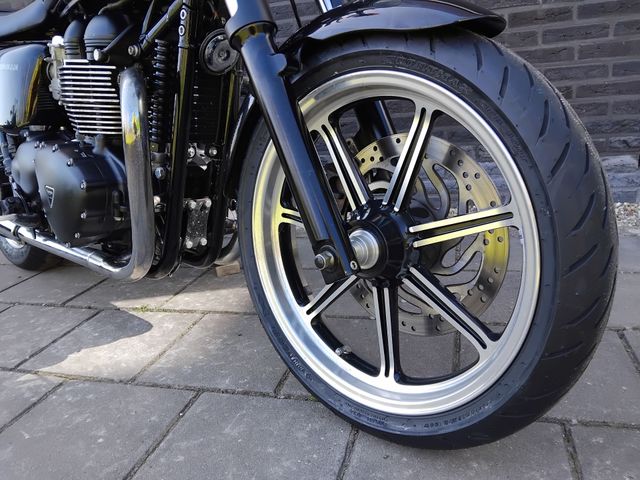 triumph - bonneville-t-100