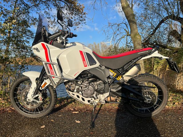 ducati - desertx