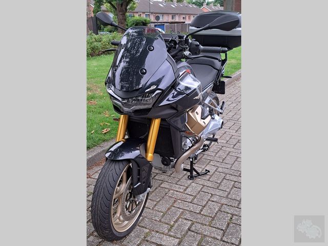 moto-guzzi - v-100-mandello-s