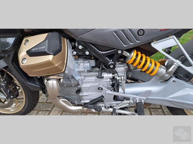 moto-guzzi - v-100-mandello-s