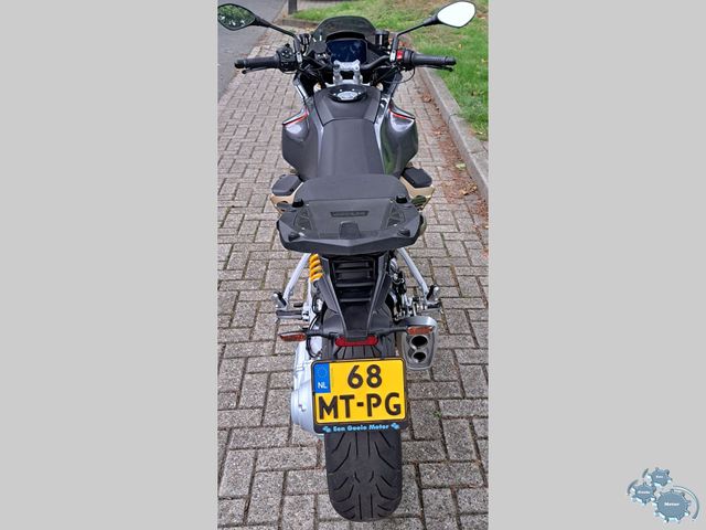 moto-guzzi - v-100-mandello-s