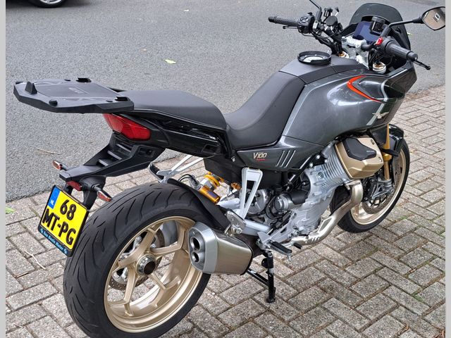moto-guzzi - v-100-mandello-s