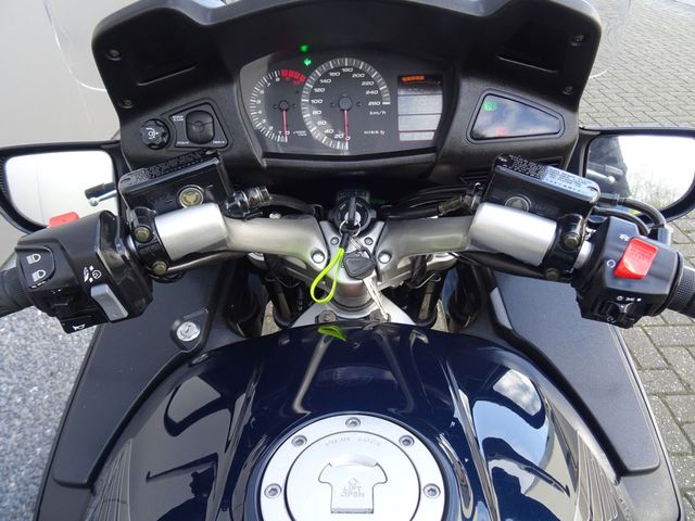 honda - st-1300-pan-european